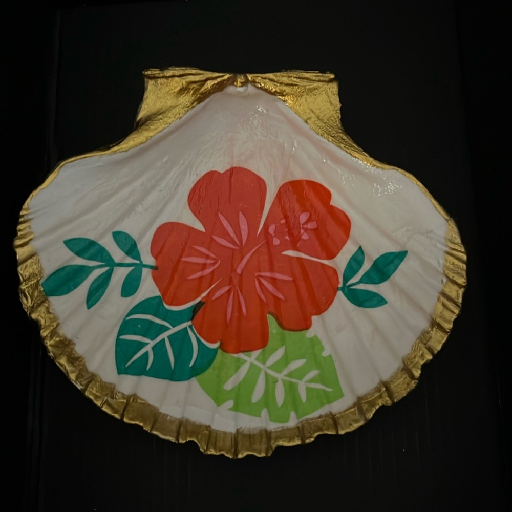 Hand made Decoupage Hibiscus 🌺 Seashell Large